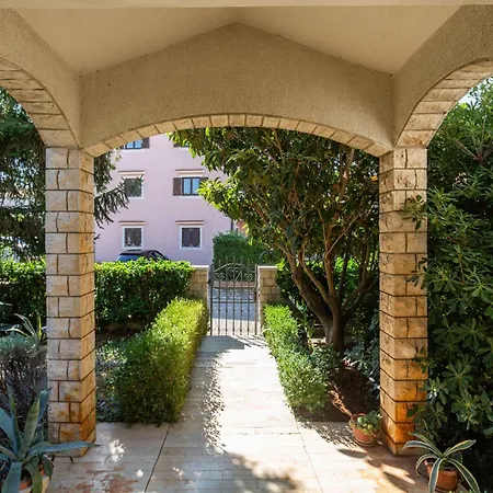 Apartment In Porec - Istrien 10034 Apartman *