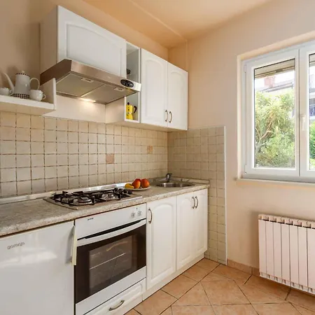 Apartment Apartment In Porec - Istrien 10034